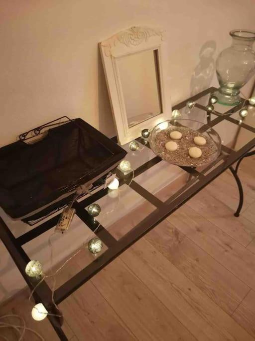 Charmant Appartement Au Calme Bourg-en-Bresse Dış mekan fotoğraf